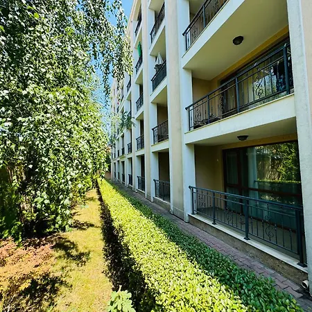 Astoria Ii 23 One Bedroom * Elenite